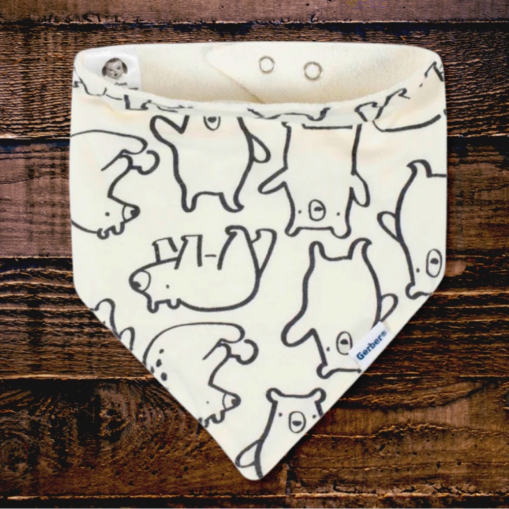 NWT Gerber baby bear bandana bib